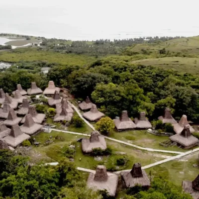 Kampung Adat Waru Wora
